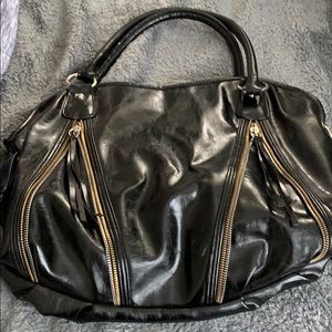 Large handbag perfect for any occasion